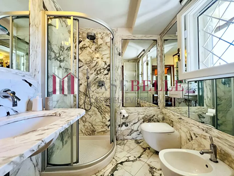 Immagine 19 di Casa indipendente in affitto  a Forte Dei Marmi