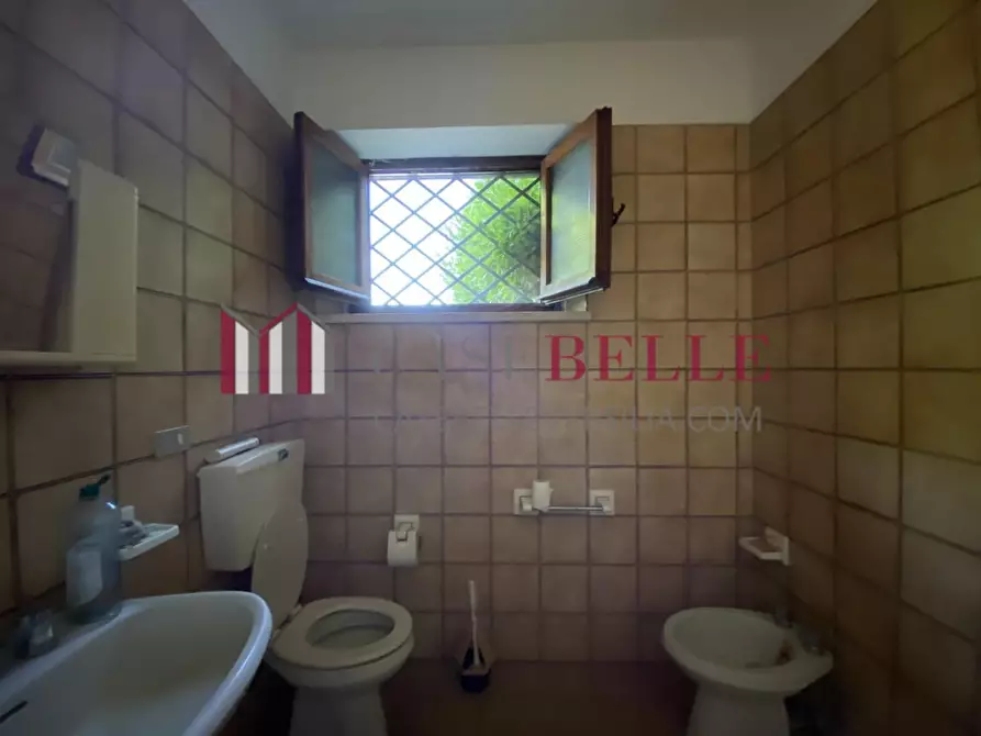 Immagine 43 di Rustico / casale in vendita  a Massarosa