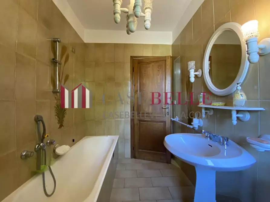 Immagine 25 di Rustico / casale in vendita  a Massarosa