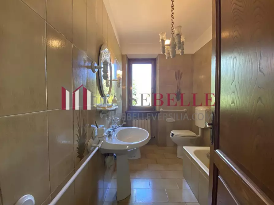 Immagine 23 di Rustico / casale in vendita  a Massarosa