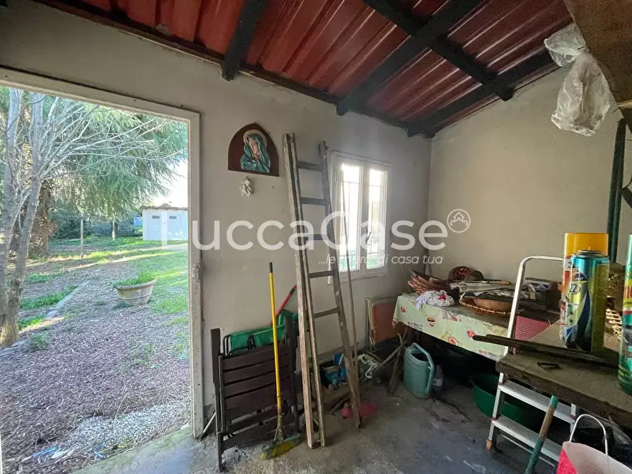 Immagine 35 di Villa in vendita  a Lucca