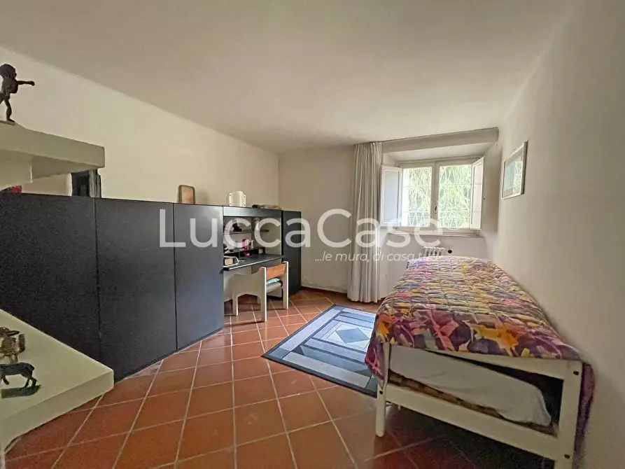 Immagine 22 di Villa in vendita  a Lucca