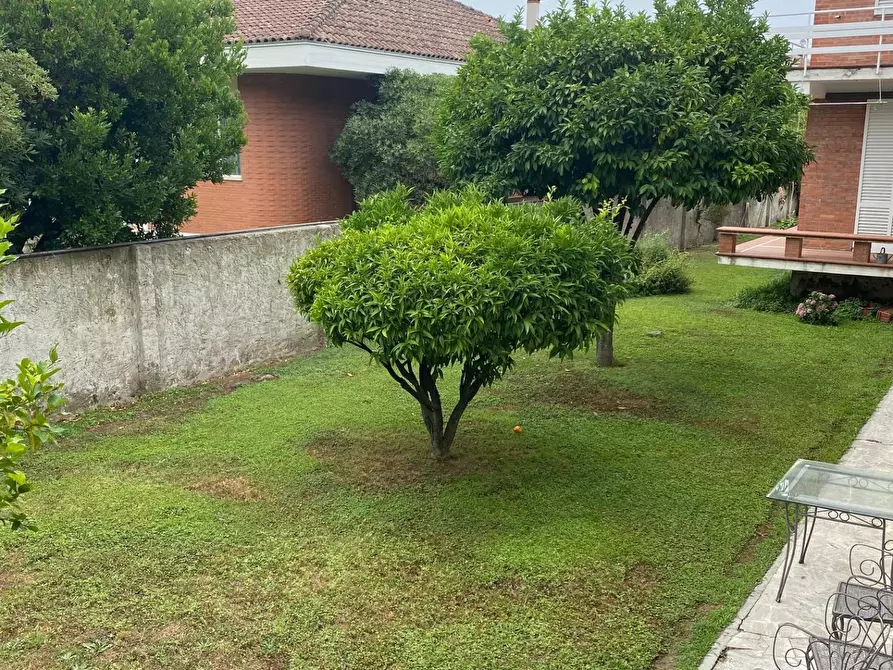 Immagine 5 di Appartamento in affitto  a Pietrasanta