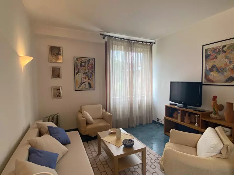 Immagine 1 di Appartamento in affitto  a Pietrasanta