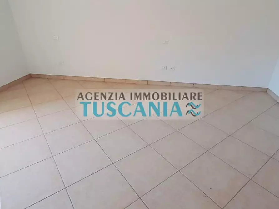 Immagine 6 di Appartamento in vendita  a Rosignano Marittimo