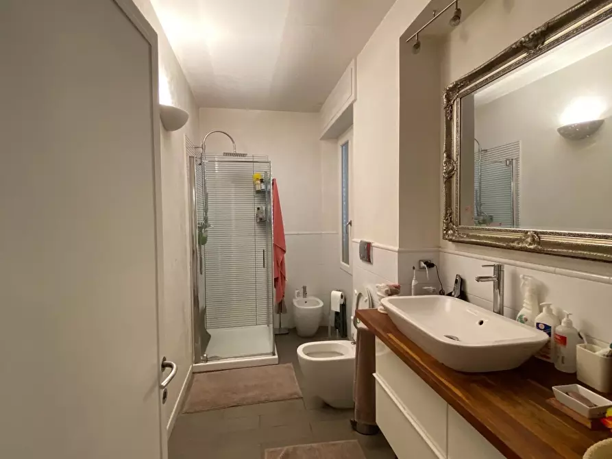 Immagine 13 di Villa in vendita  a Pietrasanta