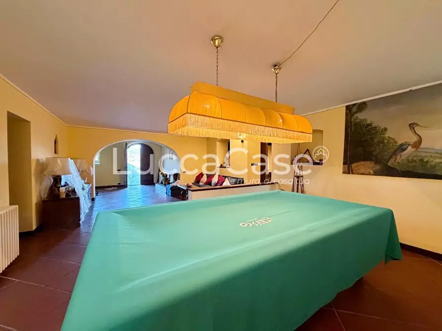 Immagine 29 di Villa in vendita  a Capannori