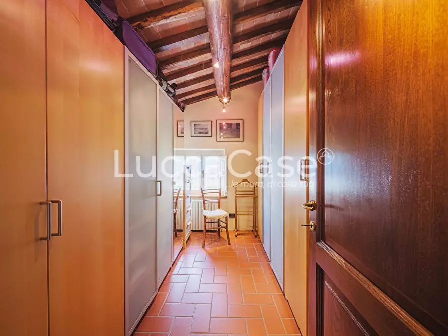 Immagine 39 di Casa colonica in vendita  a Capannori
