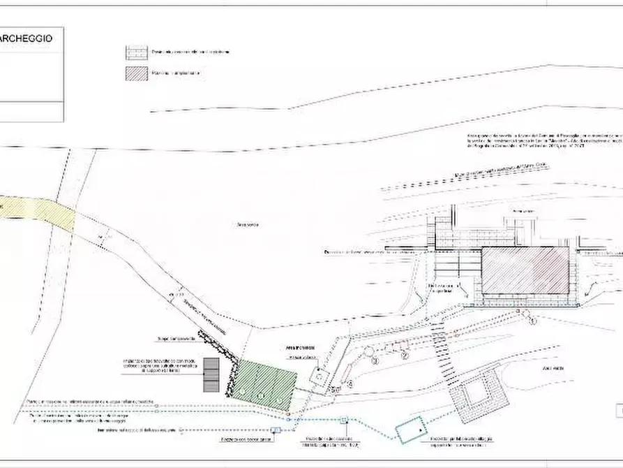Immagine 9 di Deposito in vendita  a Pescaglia