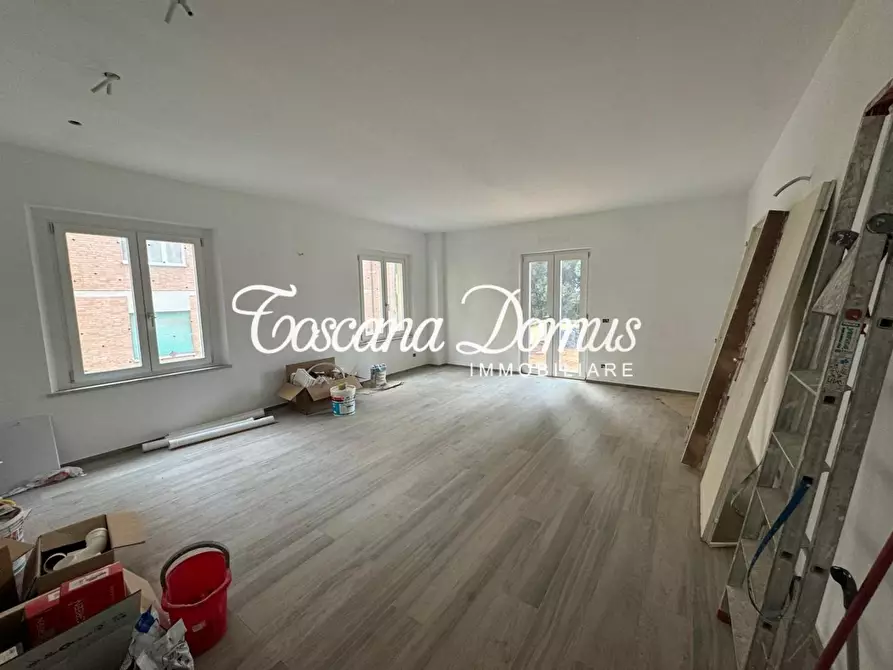 Immagine 1 di Appartamento in vendita  a Siena