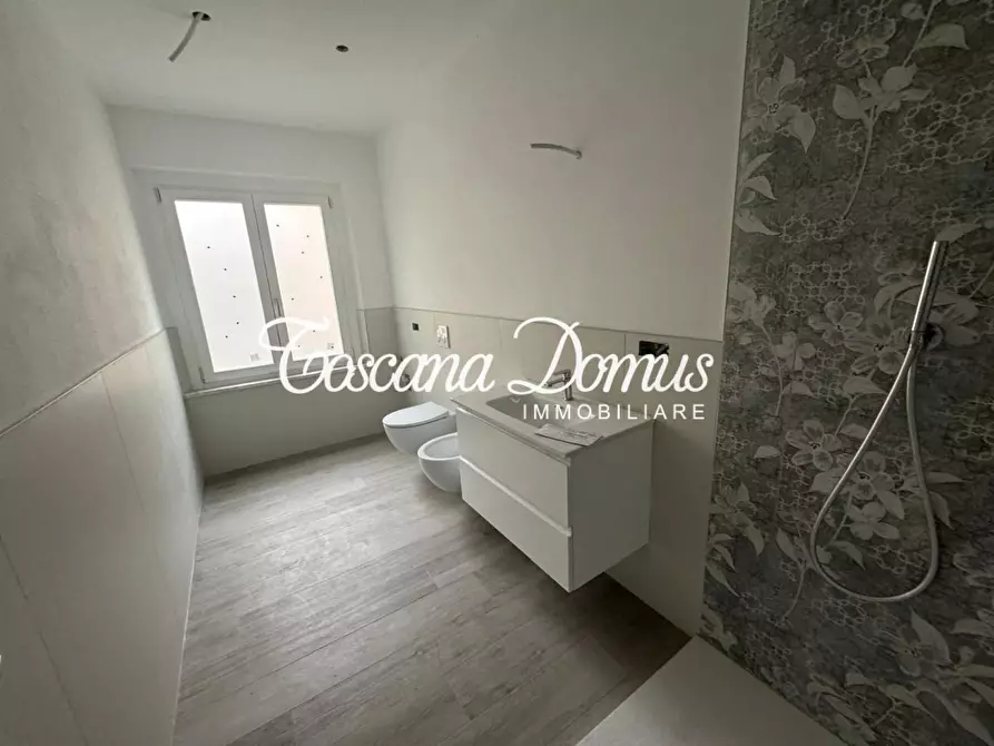 Immagine 8 di Appartamento in vendita  a Siena