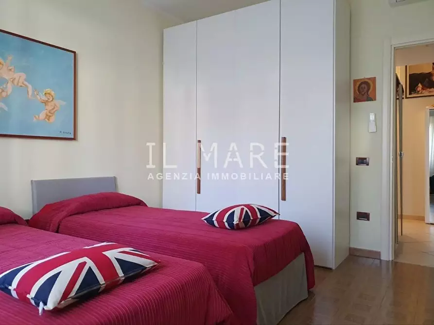 Immagine 9 di Appartamento in vendita  a Massa