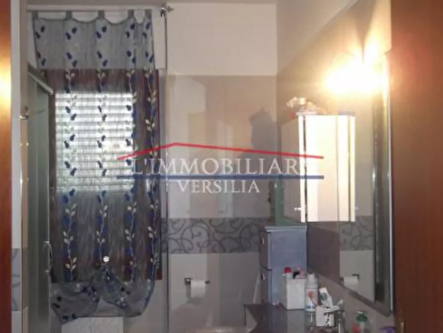 Immagine 6 di Appartamento in vendita  a Carrara