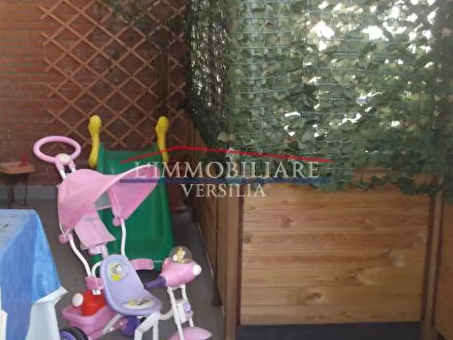 Immagine 5 di Appartamento in vendita  a Carrara