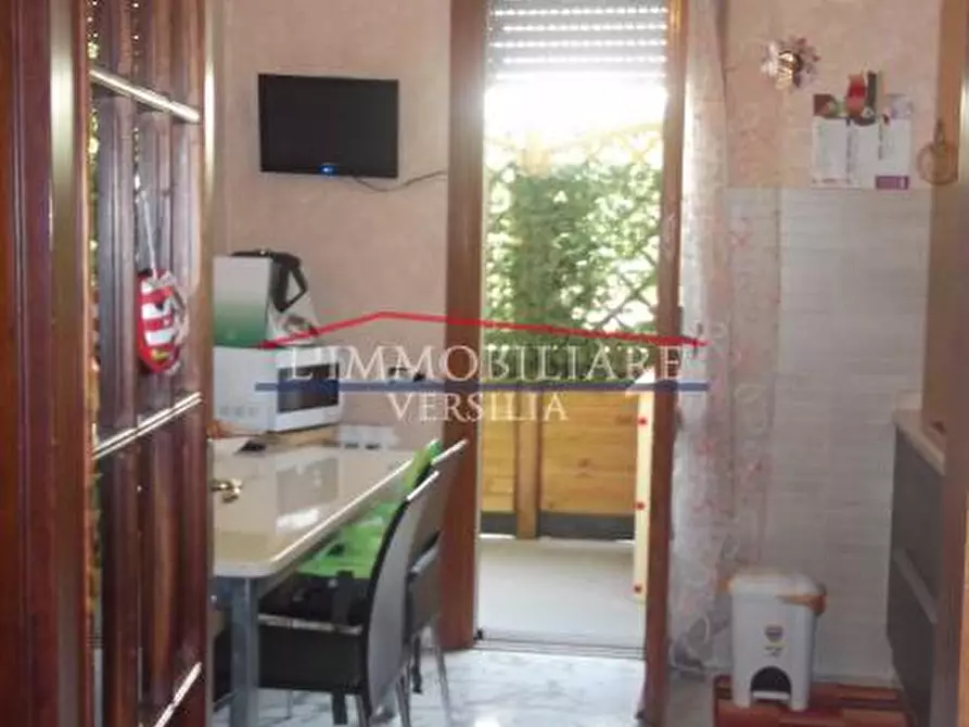 Immagine 14 di Appartamento in vendita  a Carrara