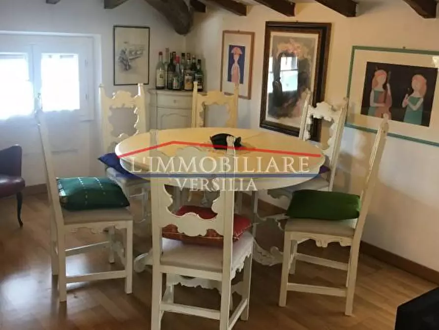 Immagine 39 di Appartamento in vendita  a Forte Dei Marmi