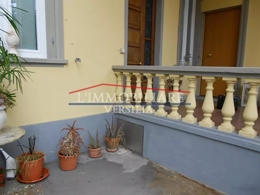 Immagine 29 di Appartamento in vendita  a Forte Dei Marmi