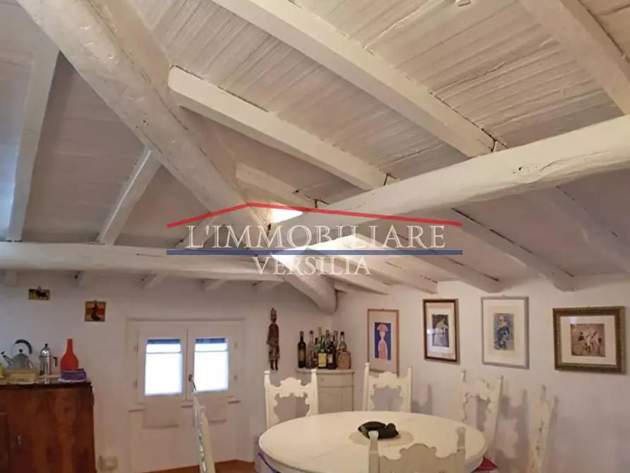 Immagine 40 di Appartamento in vendita  a Forte Dei Marmi