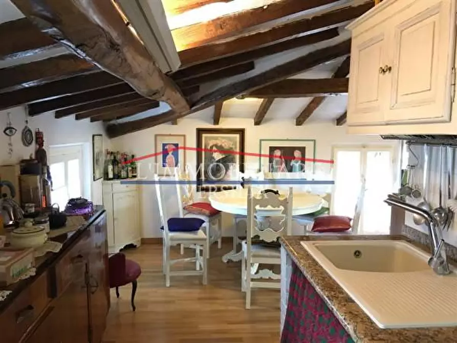 Immagine 4 di Appartamento in vendita  a Forte Dei Marmi