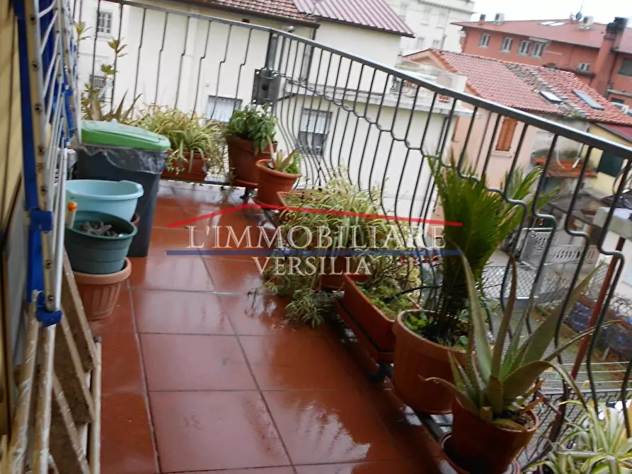 Immagine 17 di Appartamento in vendita  a Forte Dei Marmi