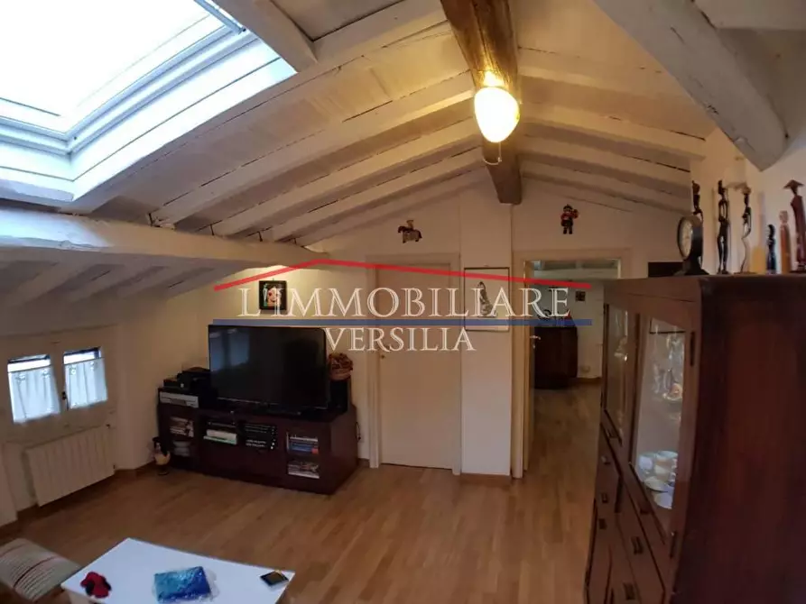 Immagine 44 di Appartamento in vendita  a Forte Dei Marmi