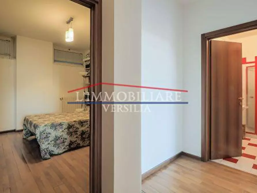 Immagine 22 di Appartamento in vendita  a Massa