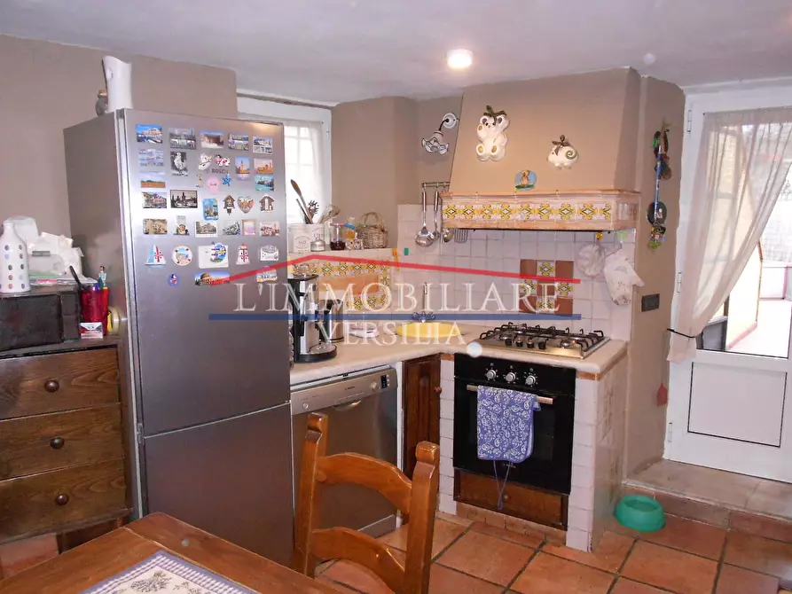 Immagine 7 di Casa semindipendente in vendita  a Carrara