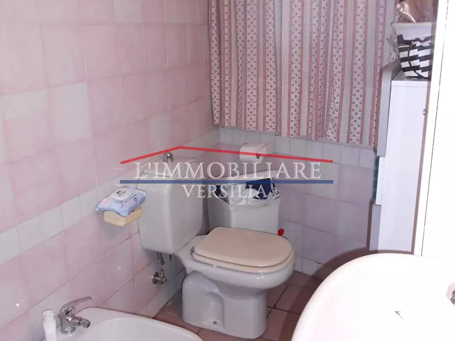 Immagine 12 di Casa semindipendente in vendita  a Carrara