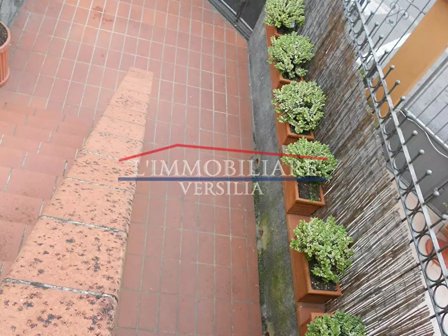 Immagine 29 di Casa semindipendente in vendita  a Carrara