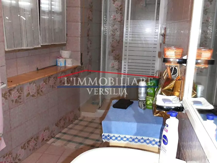 Immagine 25 di Casa bifamiliare in vendita  a Carrara