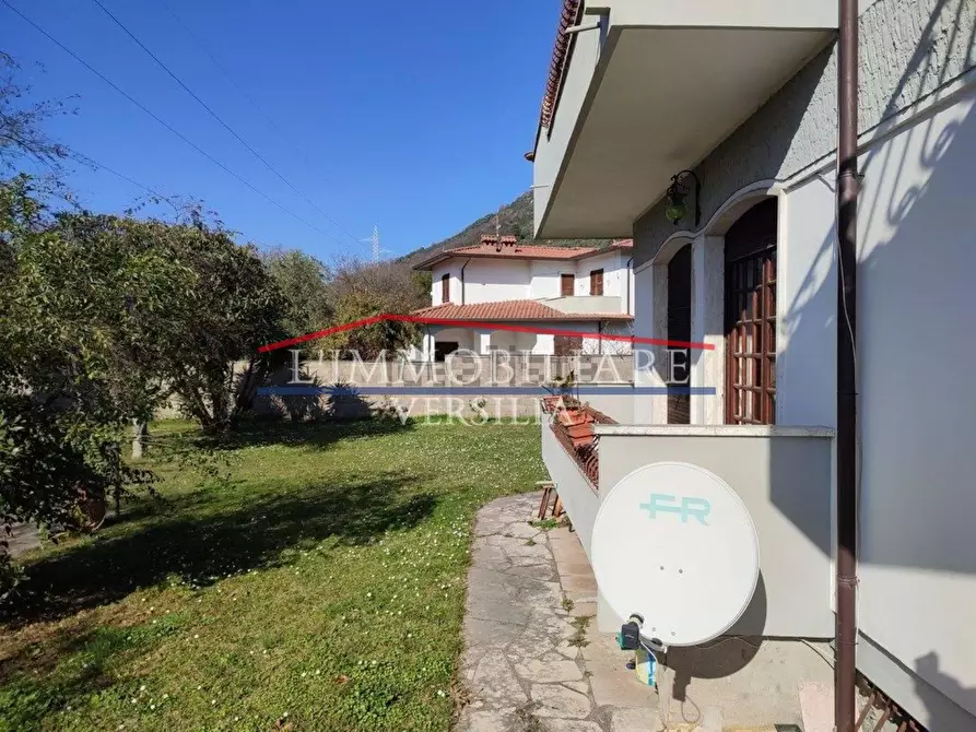 Immagine 18 di Casa bifamiliare in vendita  a Carrara