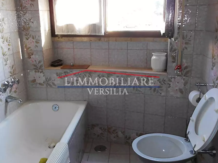 Immagine 36 di Casa bifamiliare in vendita  a Carrara
