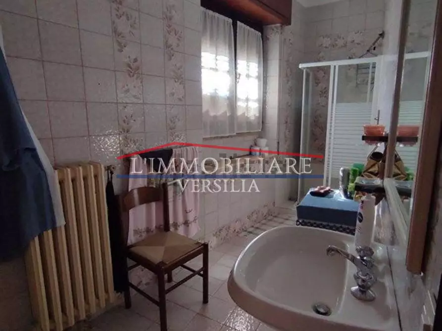 Immagine 46 di Casa bifamiliare in vendita  a Carrara