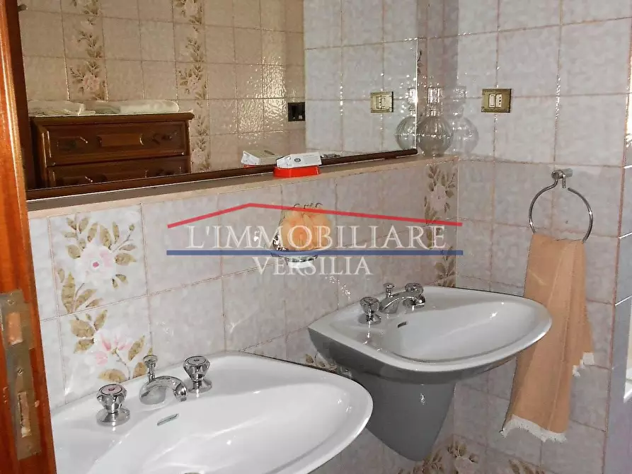 Immagine 34 di Casa bifamiliare in vendita  a Carrara