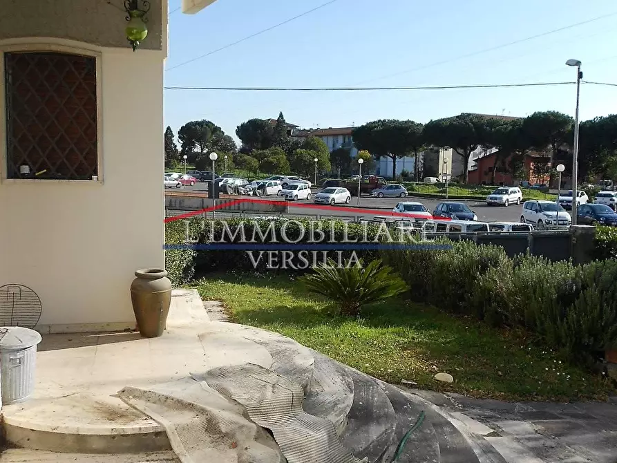 Immagine 20 di Casa bifamiliare in vendita  a Carrara