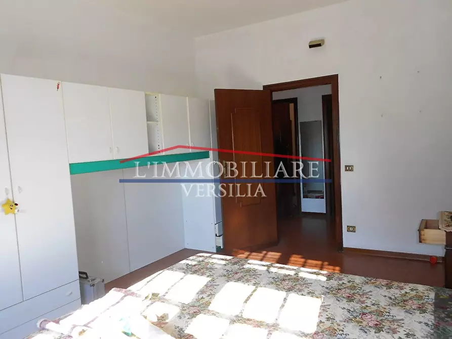 Immagine 45 di Casa bifamiliare in vendita  a Carrara