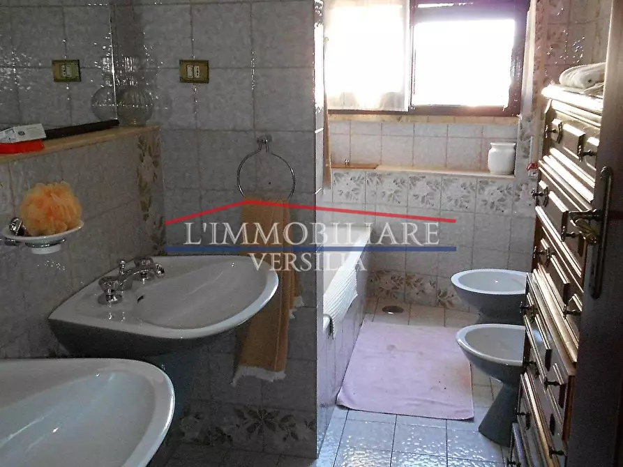 Immagine 29 di Casa bifamiliare in vendita  a Carrara