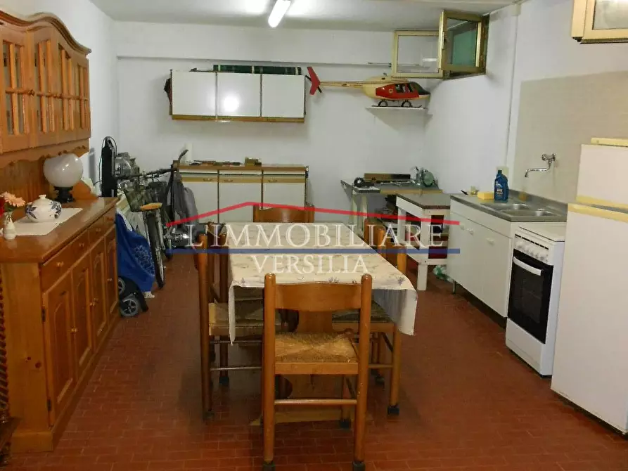 Immagine 30 di Casa semindipendente in vendita  a Massa