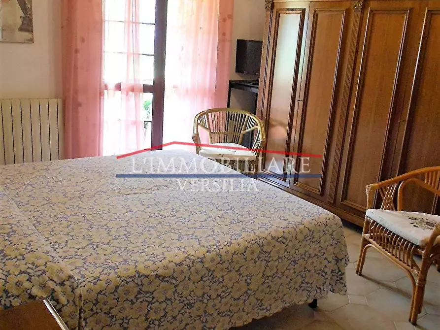 Immagine 8 di Casa semindipendente in vendita  a Massa