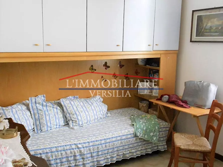 Immagine 15 di Casa semindipendente in vendita  a Massa