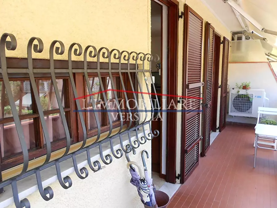 Immagine 33 di Casa semindipendente in vendita  a Massa