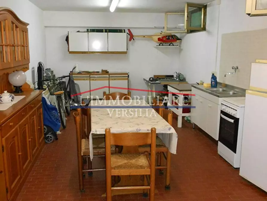 Immagine 27 di Casa semindipendente in vendita  a Massa