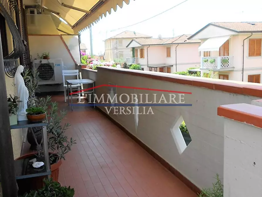 Immagine 32 di Casa semindipendente in vendita  a Massa