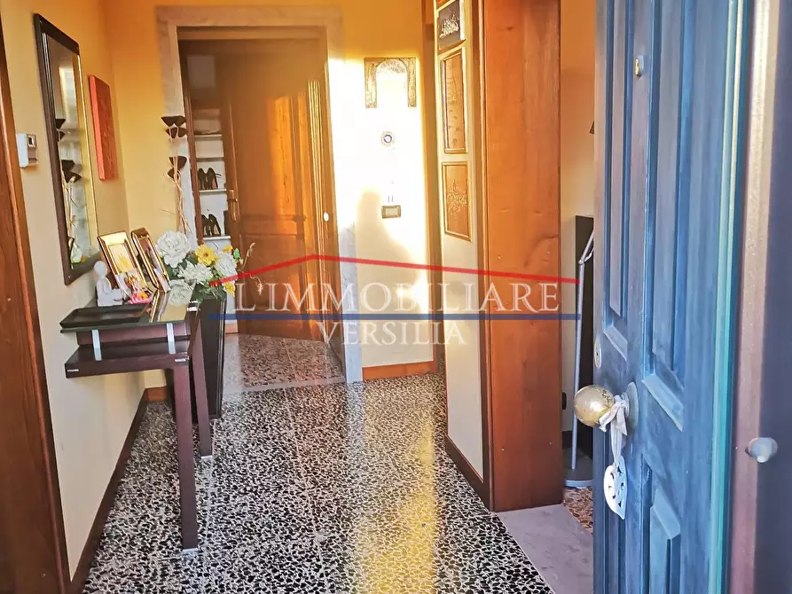 Immagine 26 di Casa bifamiliare in vendita  a Massa