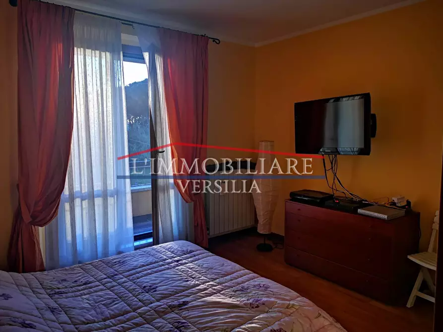 Immagine 6 di Casa bifamiliare in vendita  a Massa