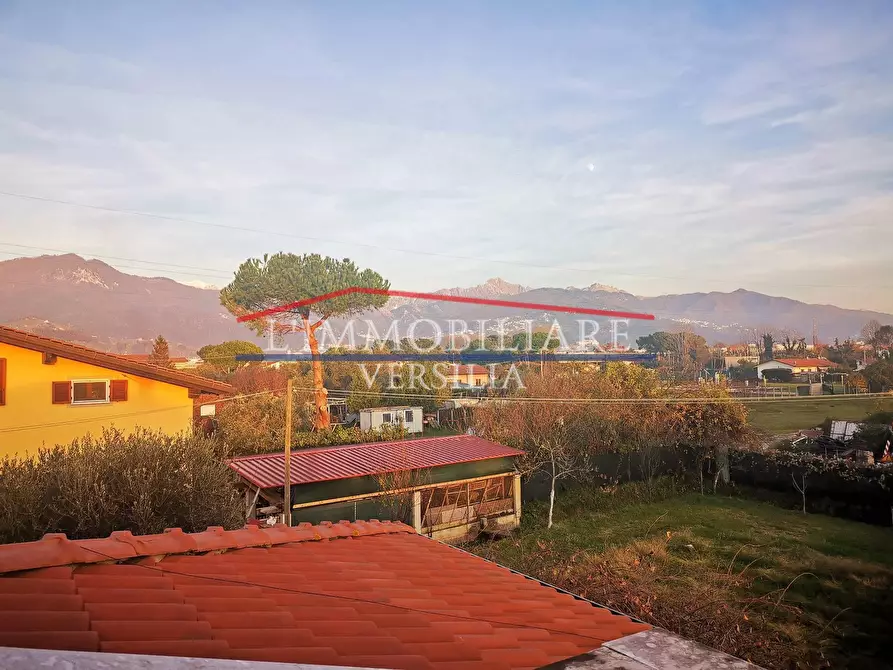 Immagine 14 di Casa bifamiliare in vendita  a Massa