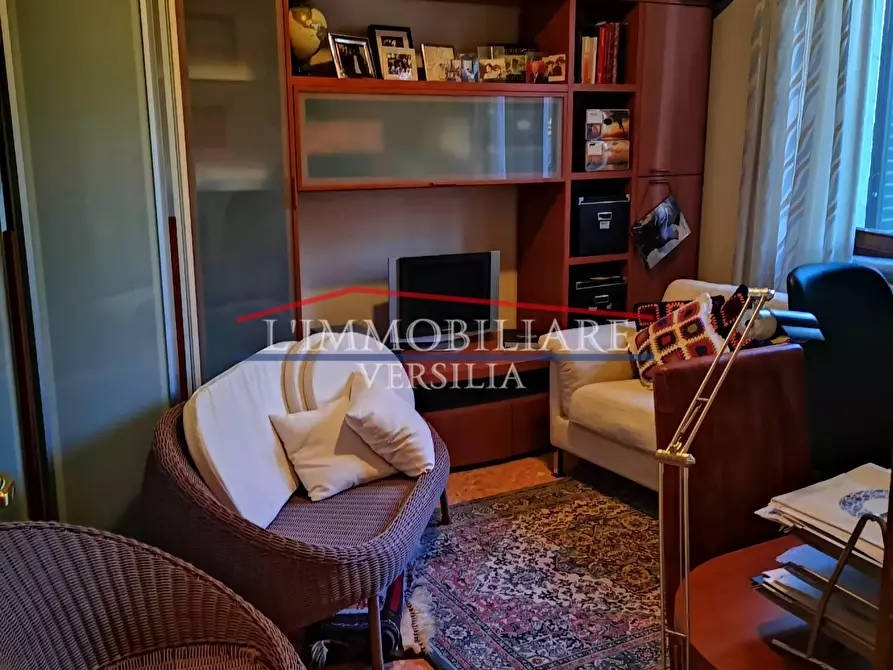 Immagine 29 di Casa bifamiliare in vendita  a Massa