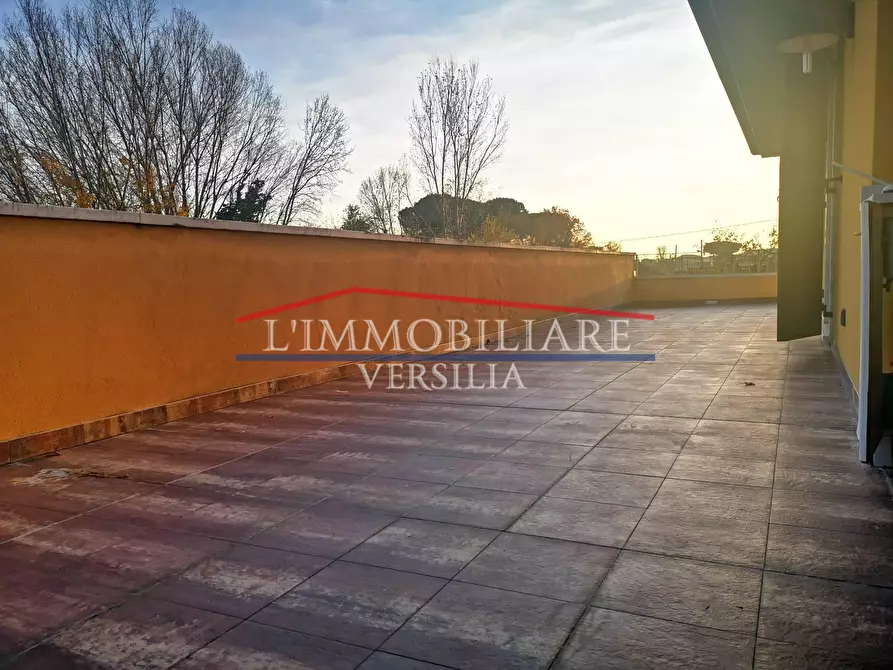 Immagine 12 di Casa bifamiliare in vendita  a Massa