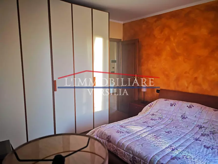 Immagine 5 di Casa bifamiliare in vendita  a Massa