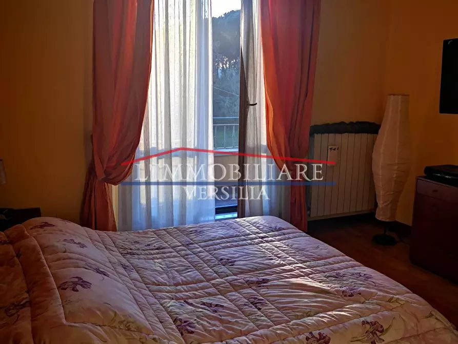 Immagine 4 di Casa bifamiliare in vendita  a Massa